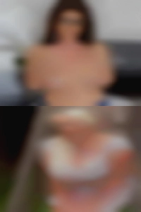 merellKoskey, women looking